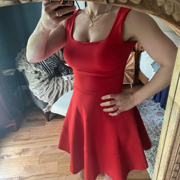 Fit and Flare Dress Size 0 - Picture 3 of 5